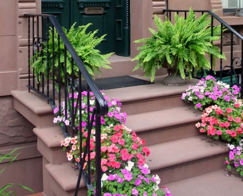 Stoop Installations in Memphis